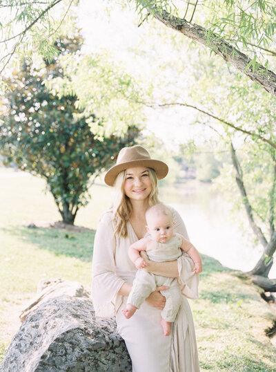 Mom and daughter photoshoot in Nashville, TN