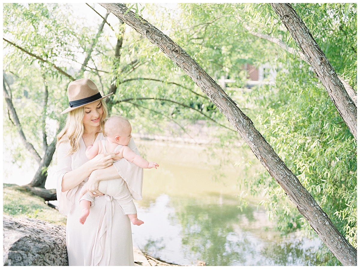 Murfreesboro Mother Daughter photography by Grace Paul Photography.