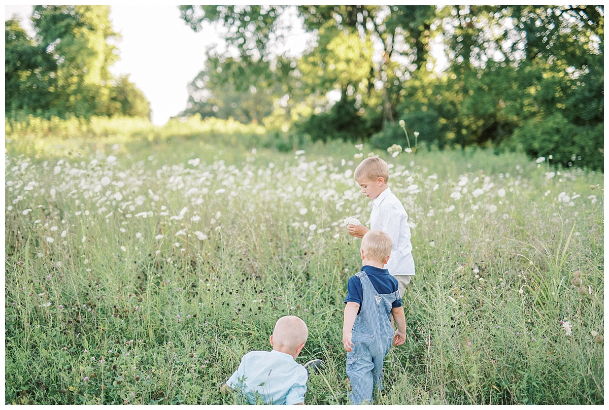 How to Pose Families by Grace Paul Photography