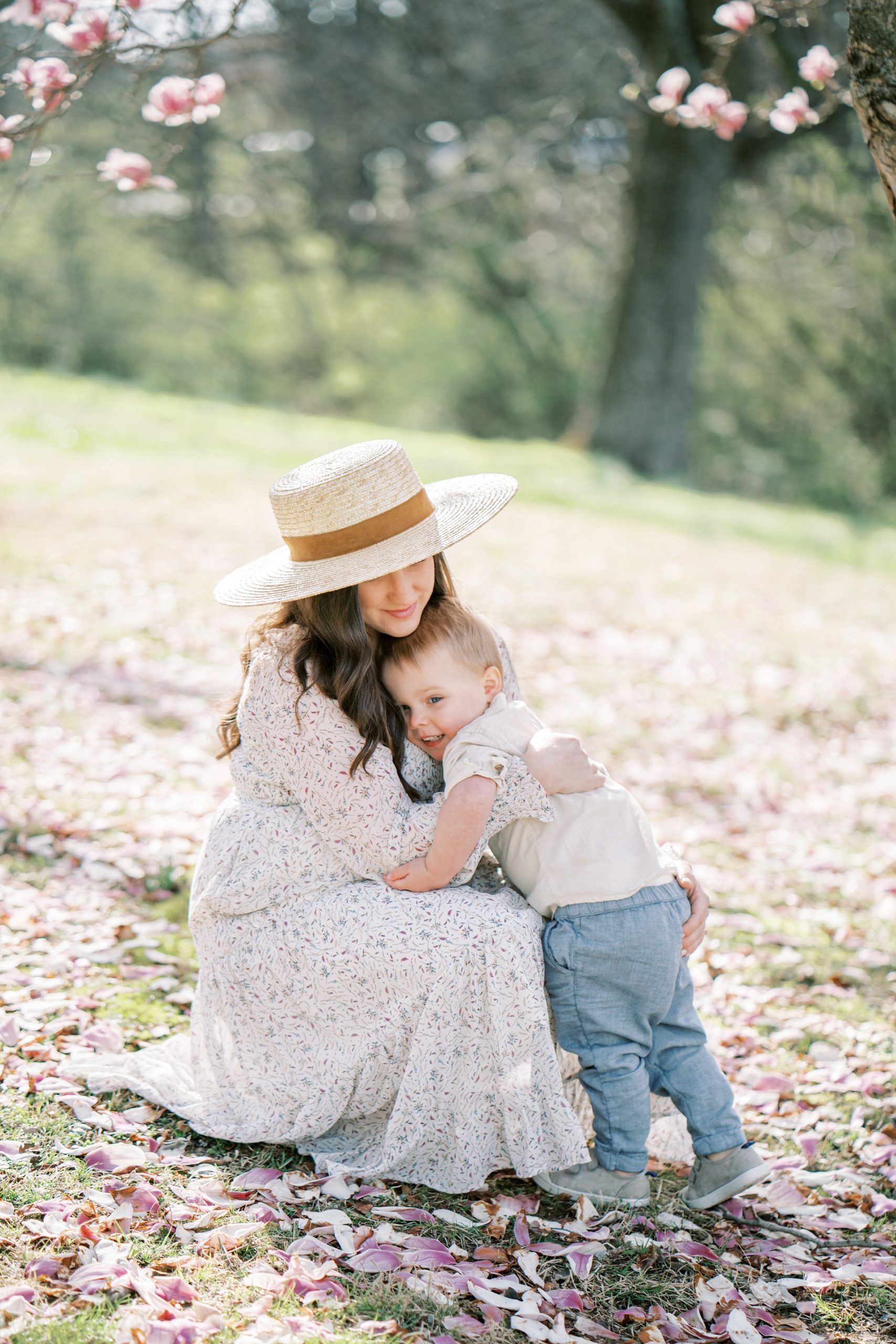 mom and toddler hug at Ellington Agricultural Center